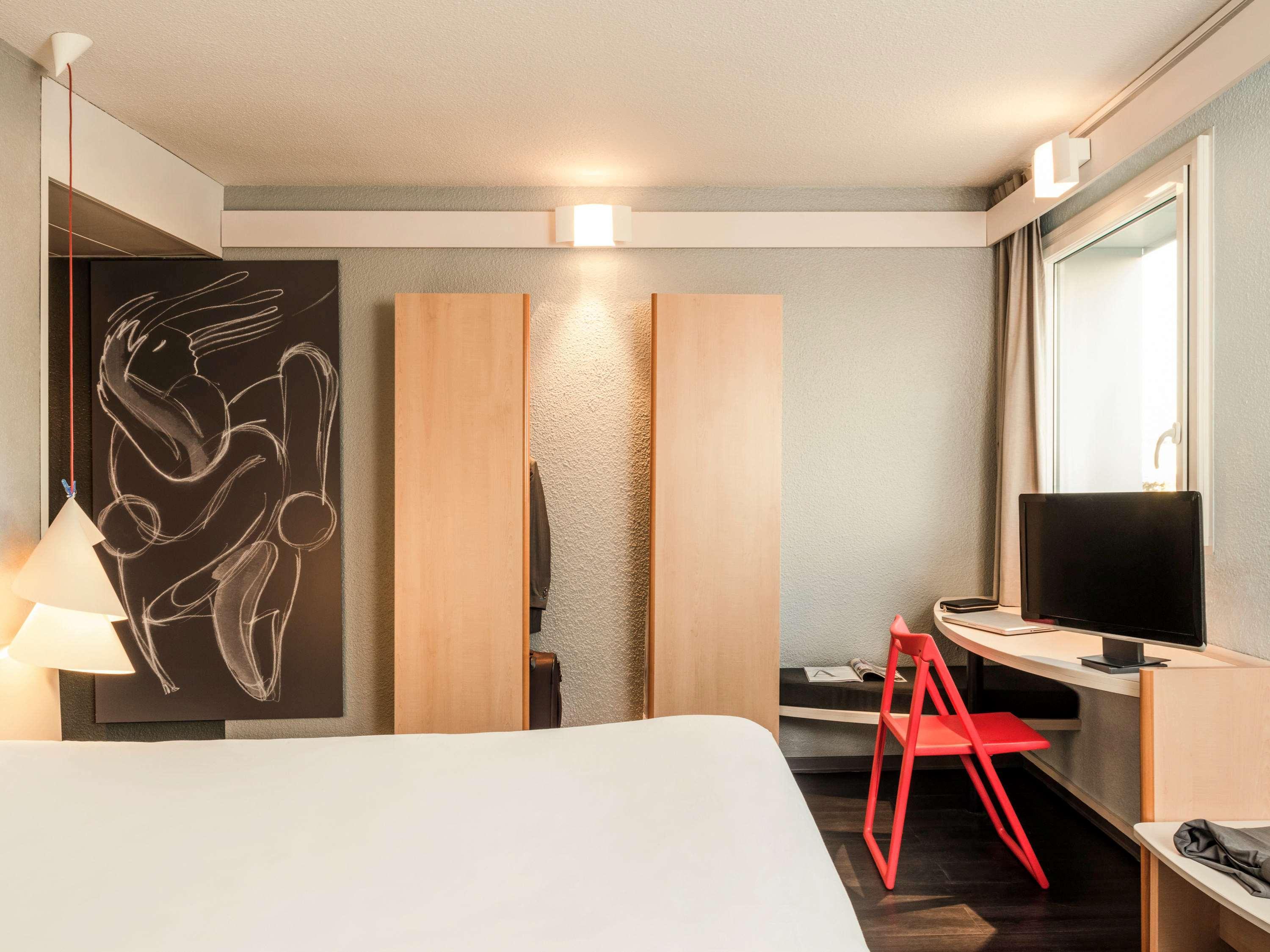 B&B Hotel Versailles Le Chesnay Le Chesnay  Εξωτερικό φωτογραφία