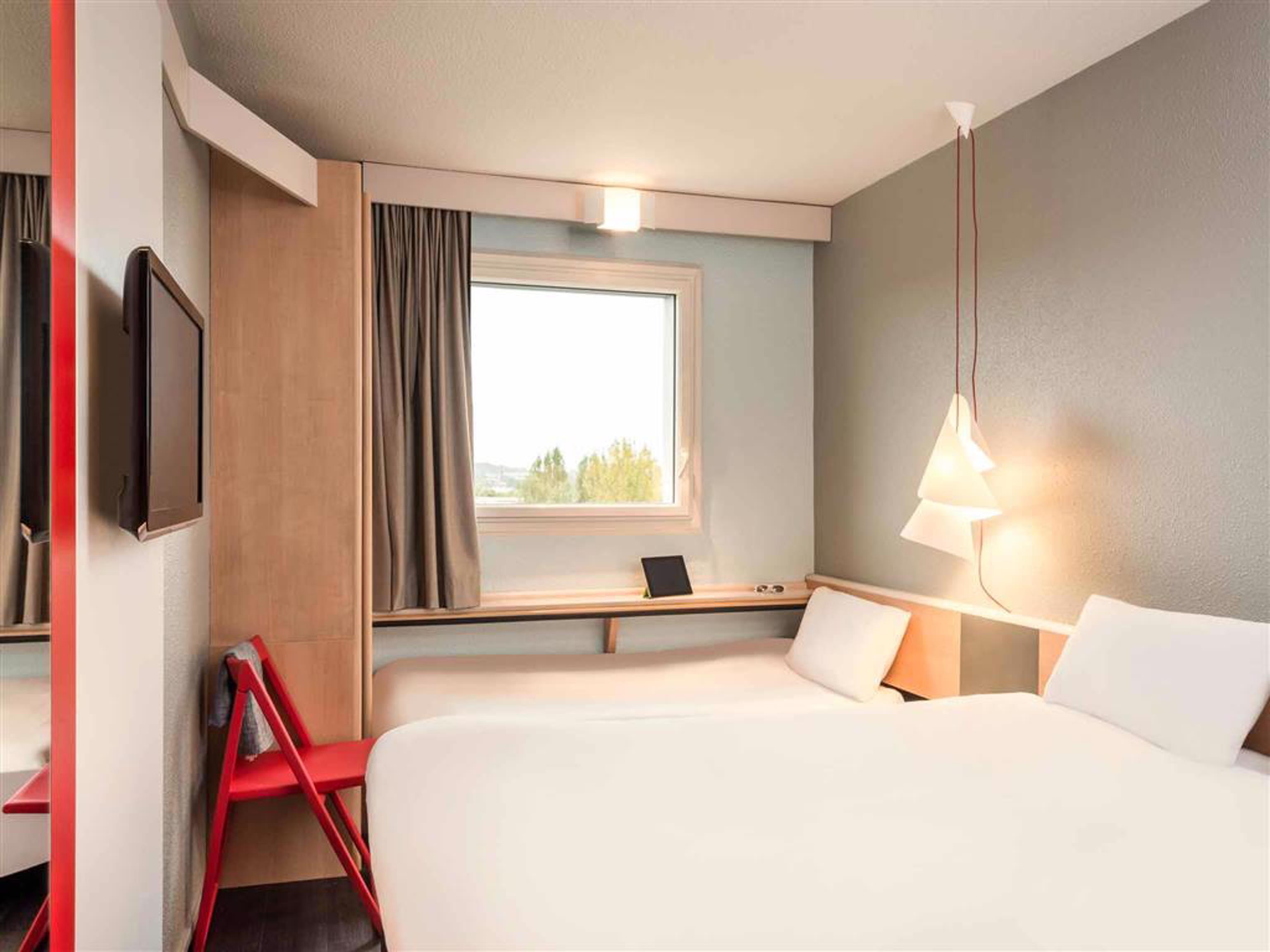 B&B Hotel Versailles Le Chesnay Le Chesnay  Εξωτερικό φωτογραφία