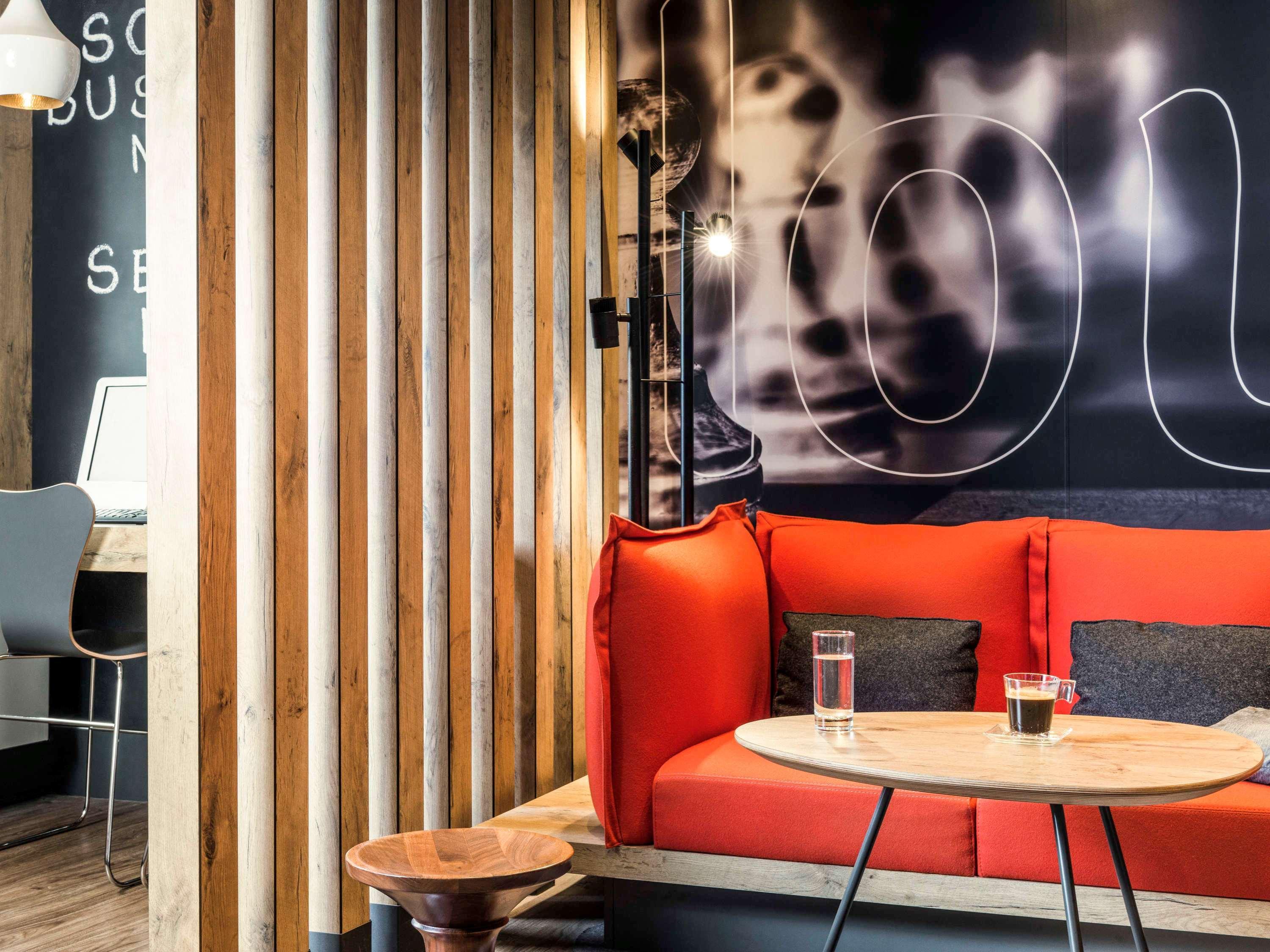 B&B Hotel Versailles Le Chesnay Le Chesnay  Εξωτερικό φωτογραφία